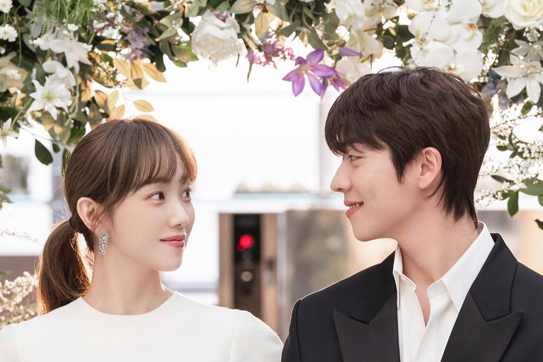 cuplikan drama In Your Radiant Season