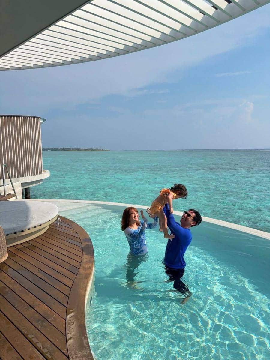 Belva Devara dan Sabrina Anggraini liburan