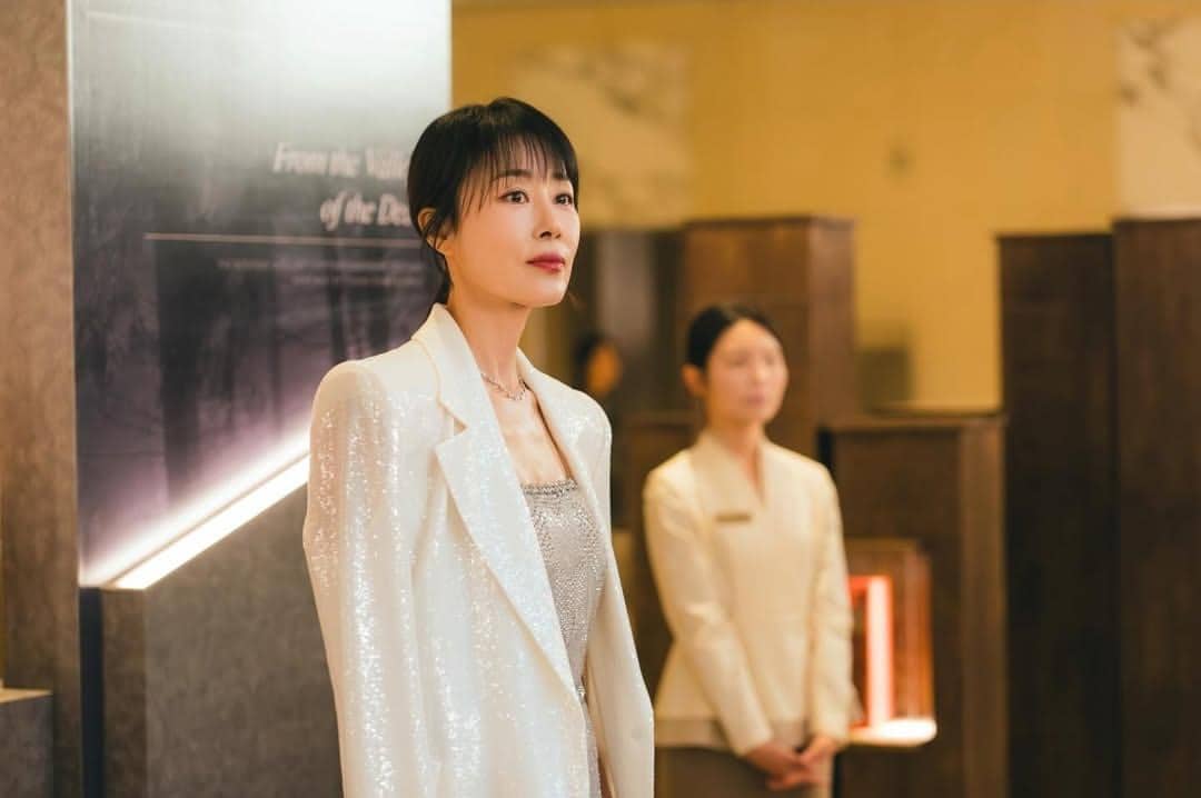 Moon Jeong Hee di drama The Practical Guide to Love