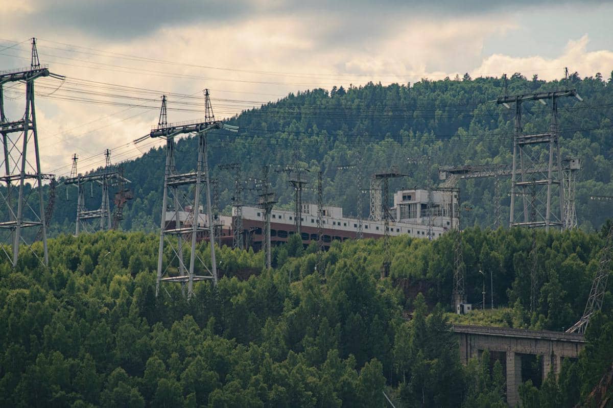 Iran Serang Fasilitas Energi Kuwait, 2 Pembangkit Listrik Rusak