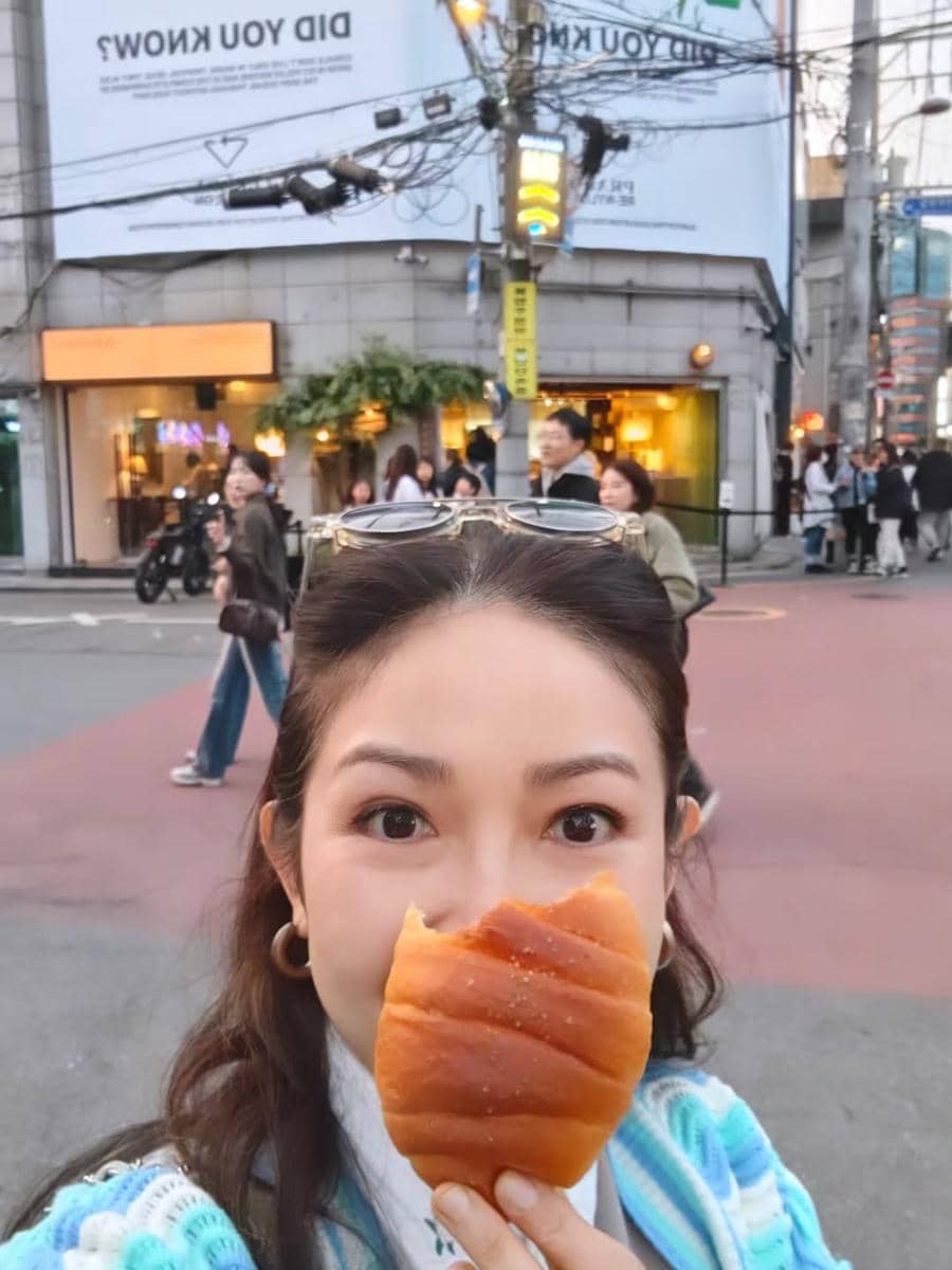 Chef Rinrin Marinka jalan-jalan di Seoul saat musim semi