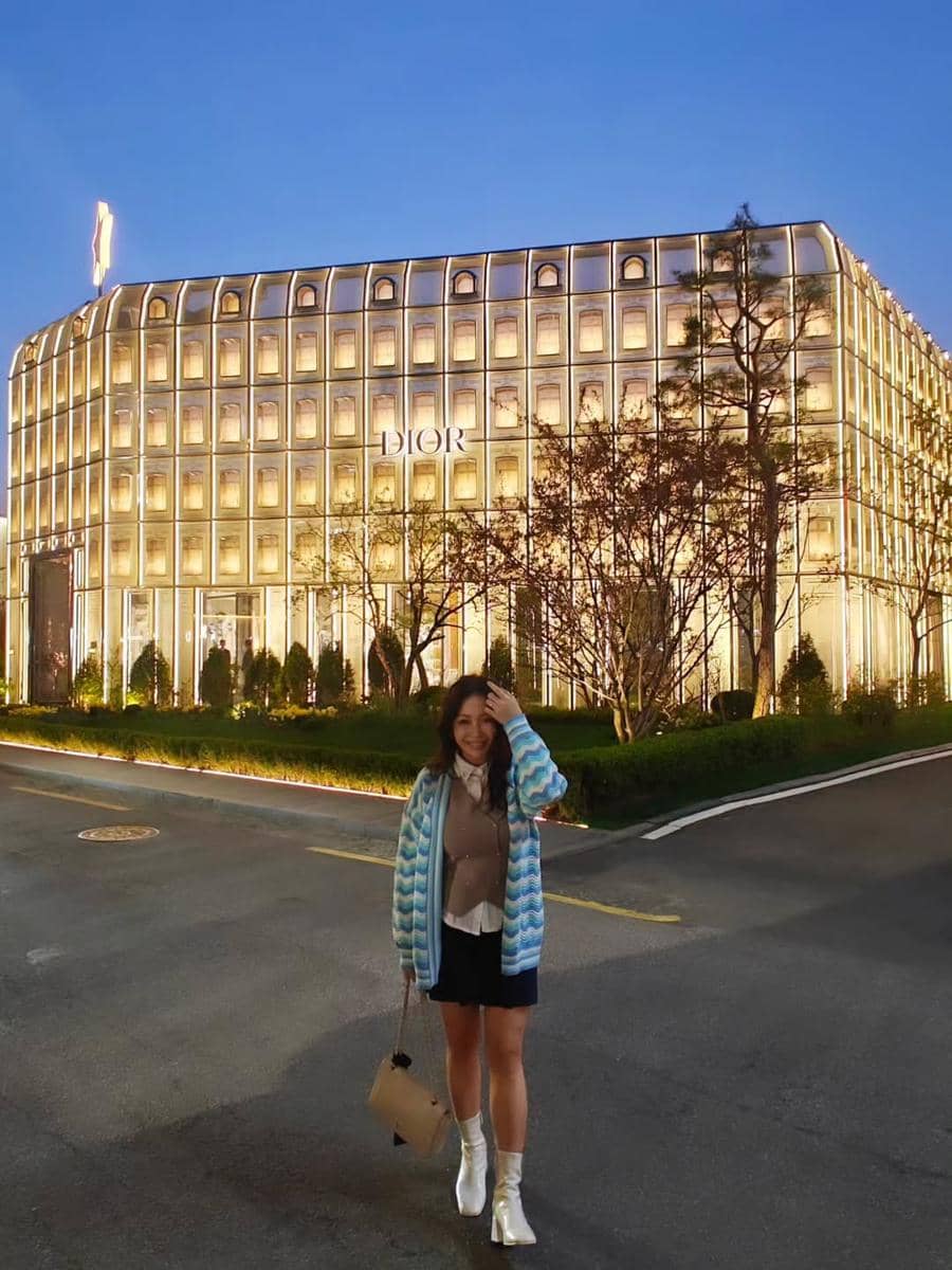 Chef Rinrin Marinka jalan-jalan di Seoul saat musim semi