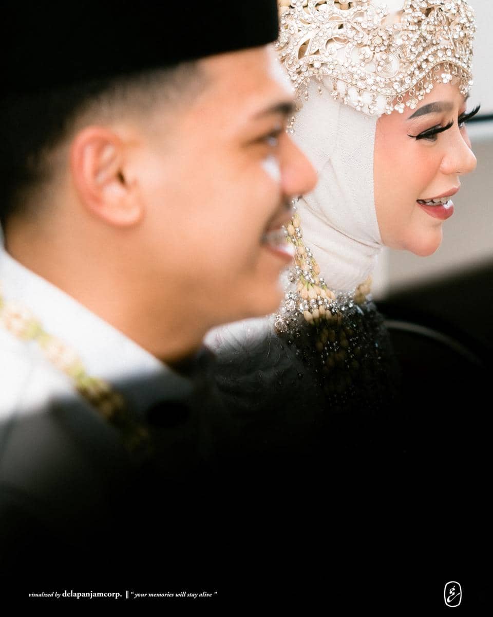 potret pernikahan Cimoy Nuraini dan Zidan Rap