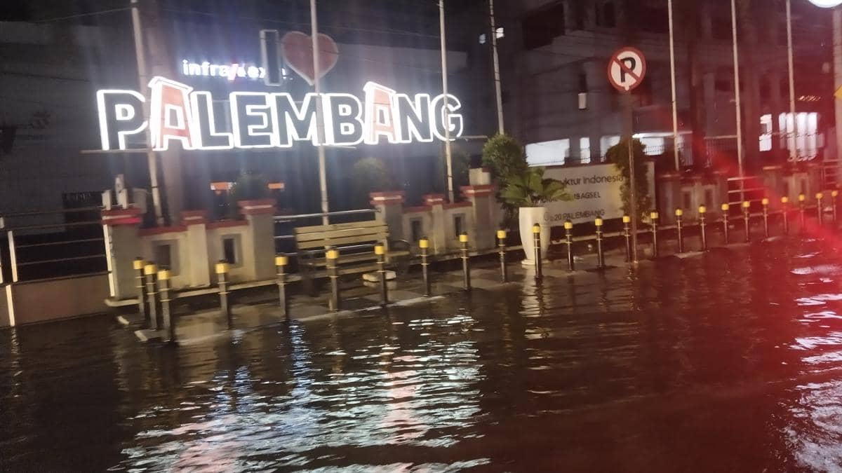 Potret Palembang banjir (IDN Times/Feny Maulia Agustin)