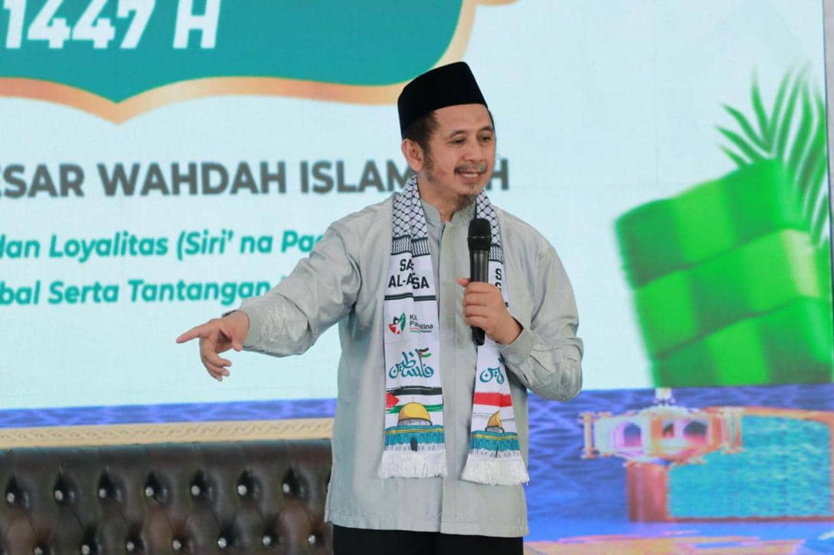 Pemimpin Umum Wahdah Islamiyah, K.H. Muhammad Zaitun Rasmin pada Tabligh Akbar Nasional Wahdah Islamiyah di Masjid Islamic Center Dato' Tiro, Bulukumba, Ahad (5/4/2026). (dok. Wahdah Islamiyah)