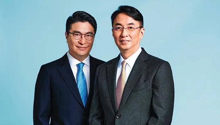 Martin Lee Ka Shing (kiri) dan Peter Lee Ka Kit (kanan)
