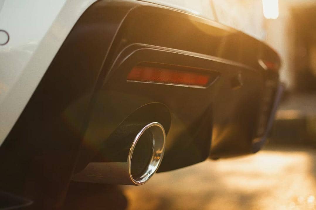 4 Cara Sederhana Merawat Pipa Knalpot Mobil biar Gak Berkarat