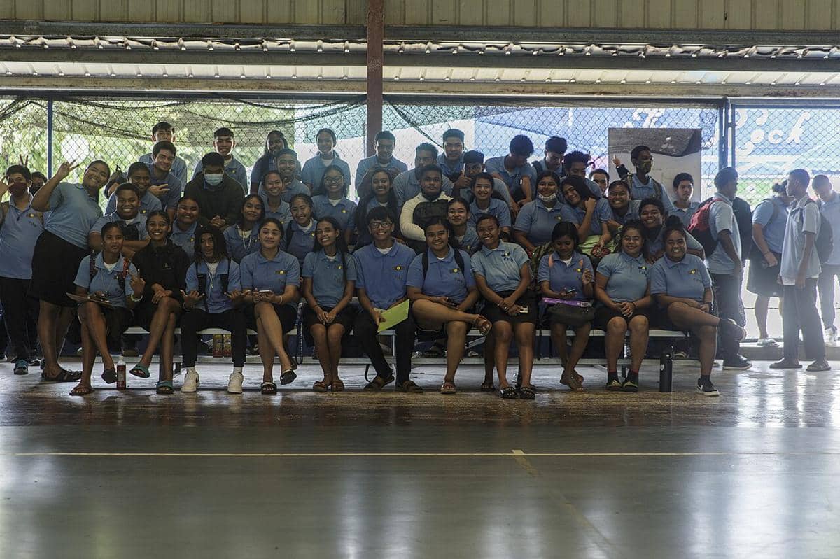 potret pelajar di Palau sebagai gambaran kehidupan masyarakat di negara dengan populasi yang tidak besar