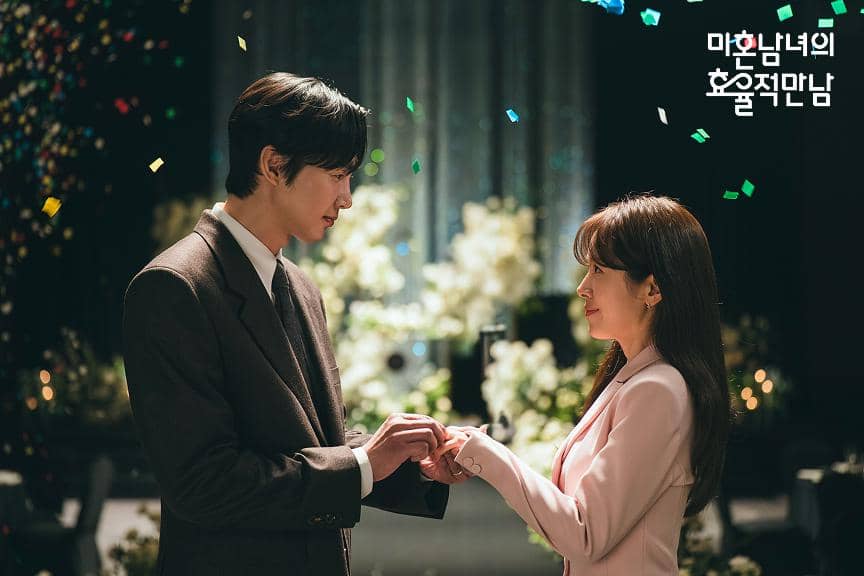 Penjelasan Ending The Practical Guide to Love, Realistis?