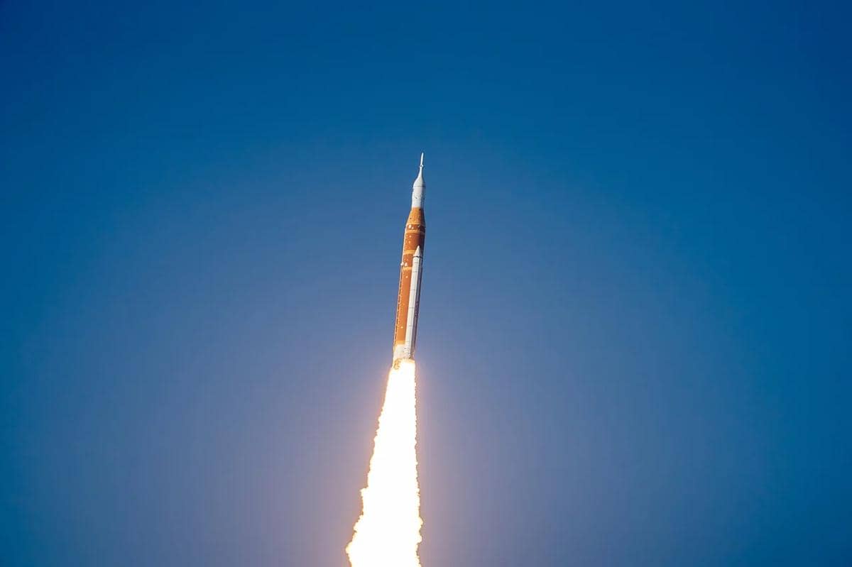 Peluncuran Artemis II.