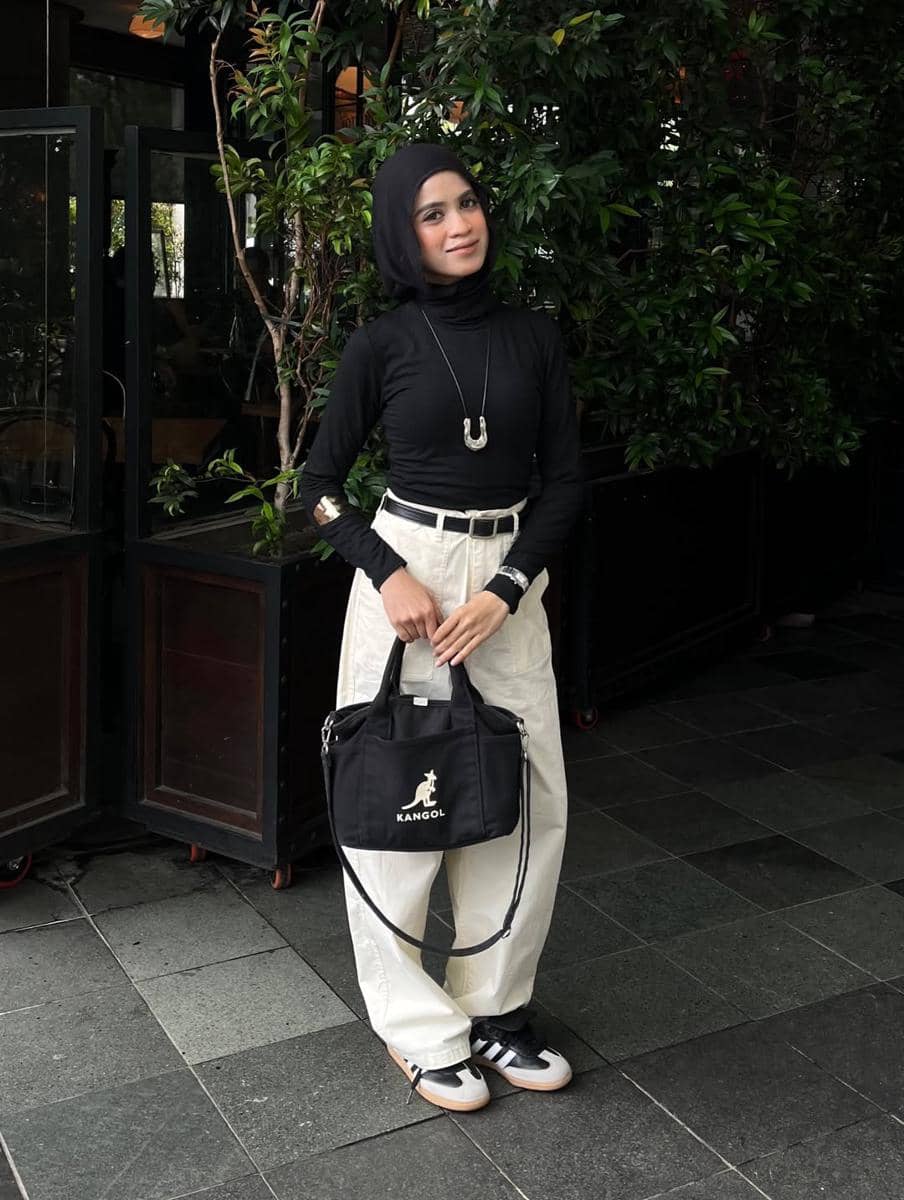 OOTD Sneakers Adidas Samba ala Aisyah Ibrahim