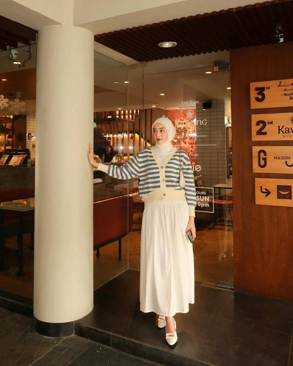 Gaya ala Ingrid Yulika