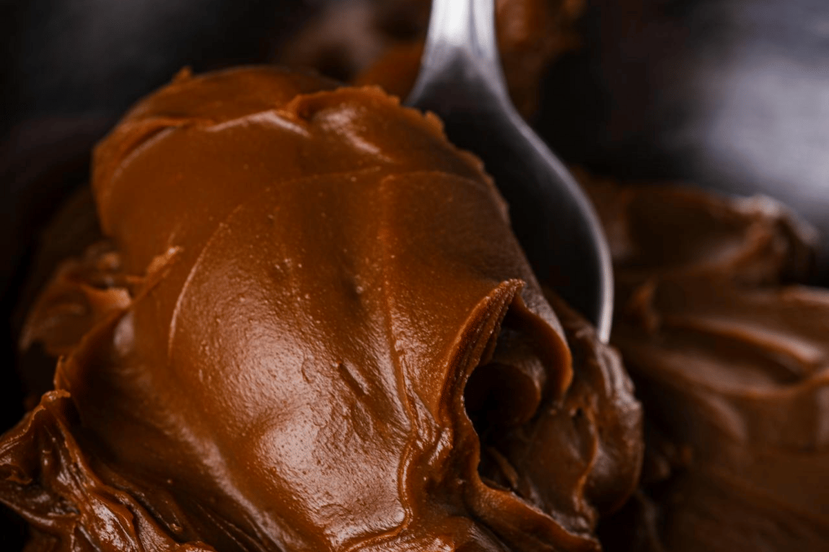 ilustrasi cremosa cokelat