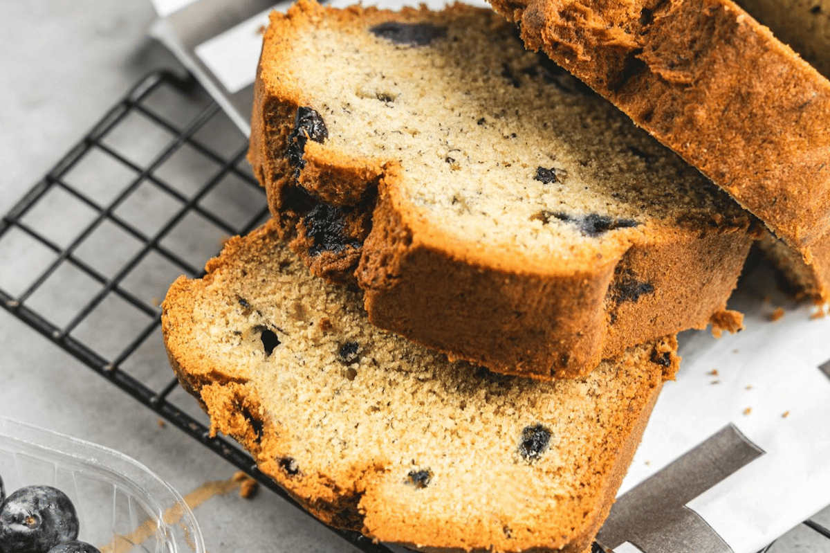Resep Blueberry Coffee Cake, Cocok Banget Jadi Teman Ngopi!