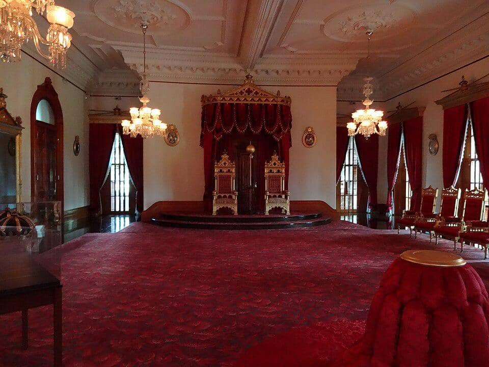 Ruang Tahta Istana Iolani