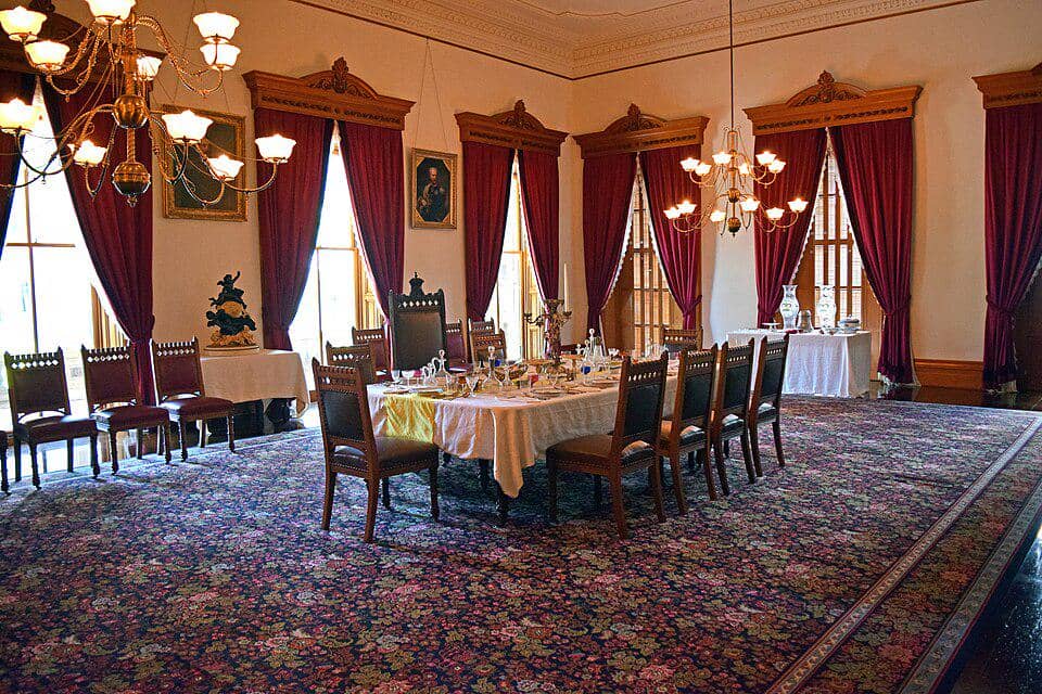 Ruang Makan Istana Iolani