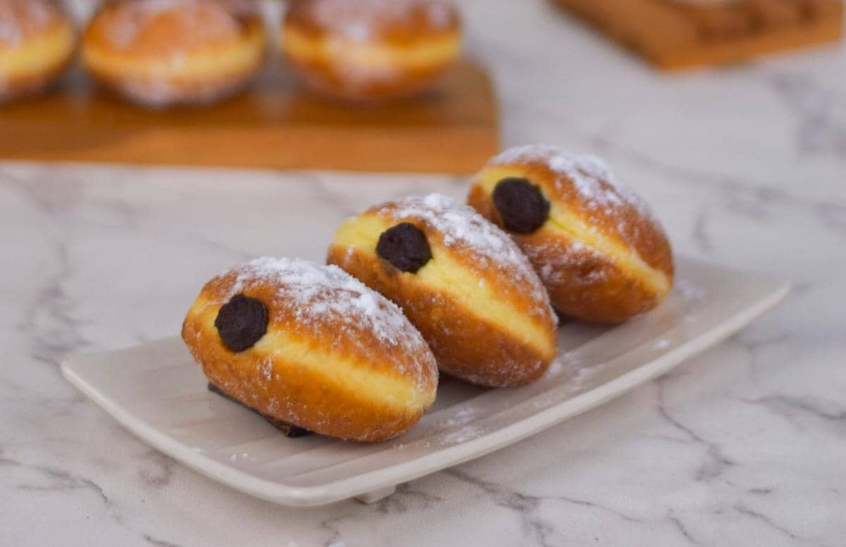 5 Tips Membuat Donat Isi Cokelat yang Lembut dan Empuk