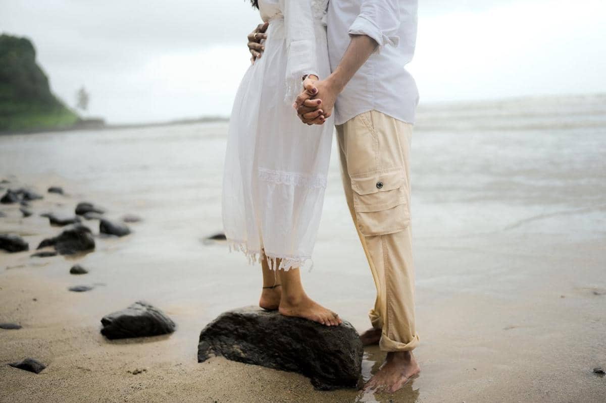 ilustrasi nembak di pantai