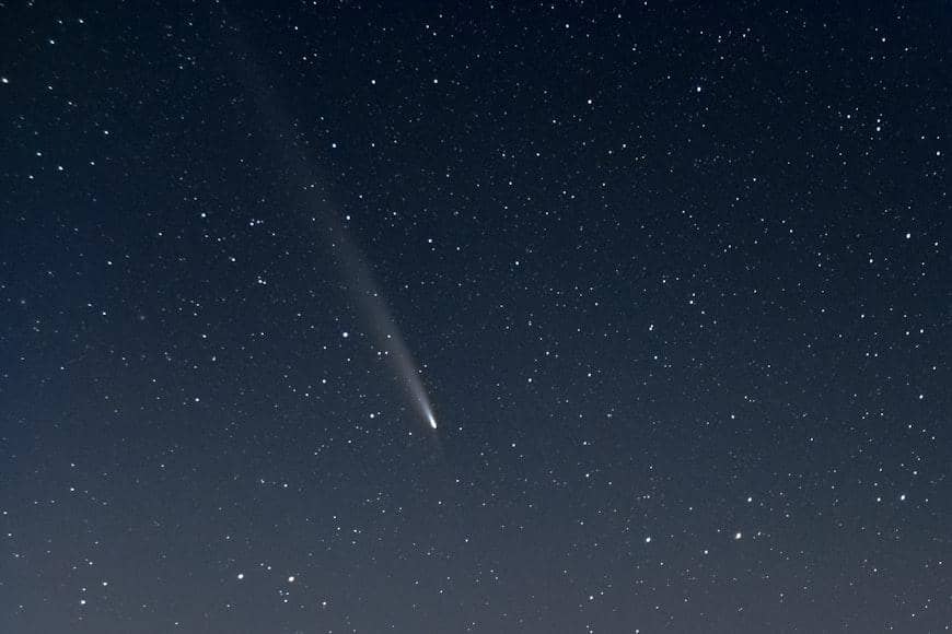 ilustrasi pi puppid meteor