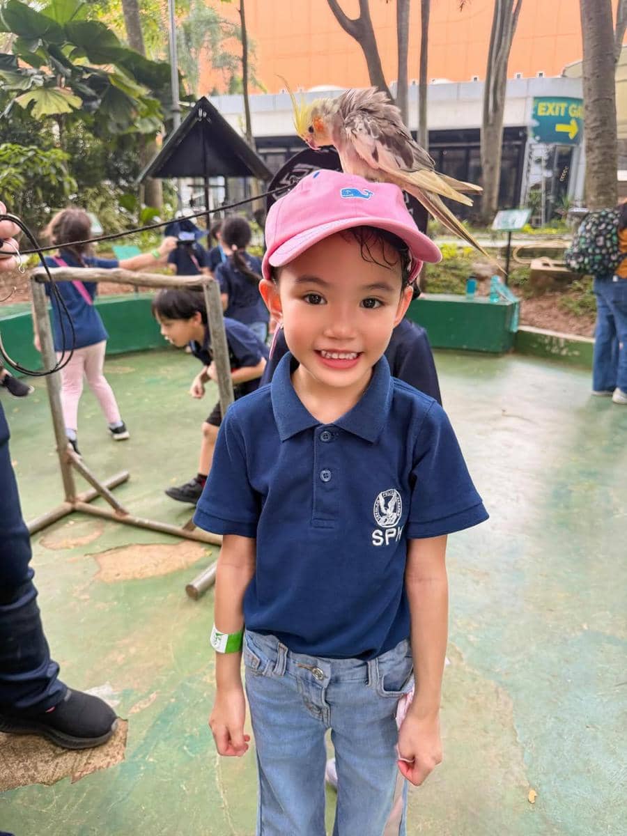 Claire anak Shandy Aulia ikut school trip