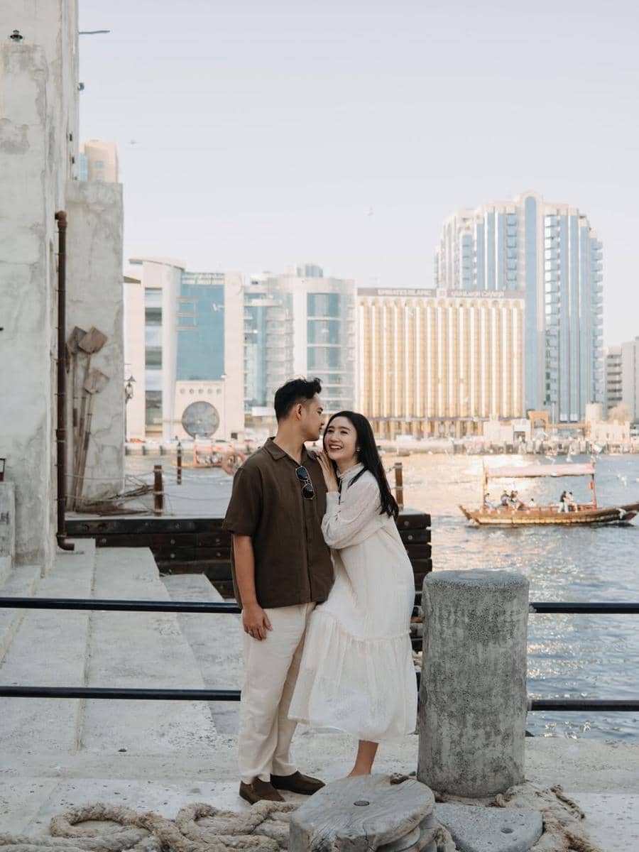 Photoshoot Febby Rastanty dan suami di kota wisata Al Seef