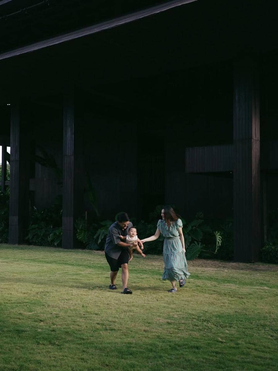 Keluarga Aaliyah dan Thariq berlibur di Bali