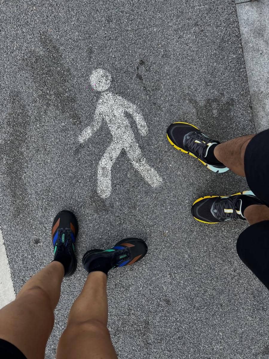 Kenes Andari dan suami lari pagi di Shanghai