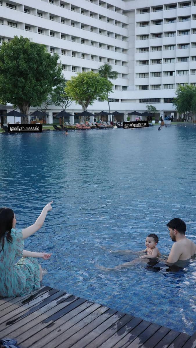 Keluarga Aaliyah dan Thariq berlibur di Bali