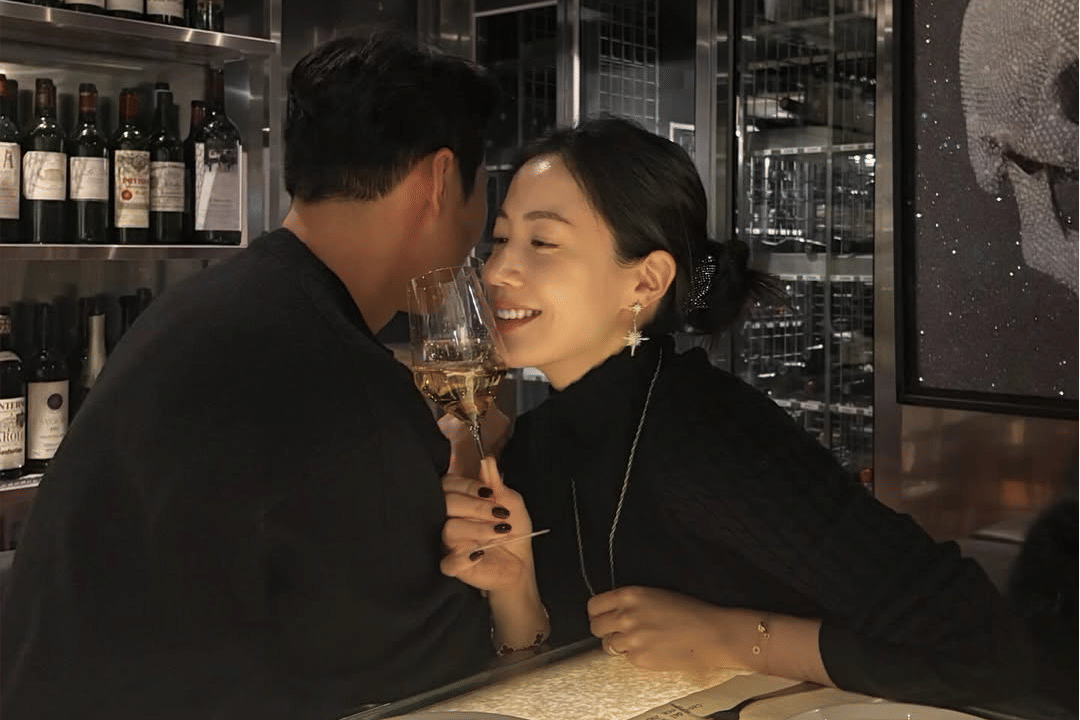 potret Ryu Hwayoung dan calon suami