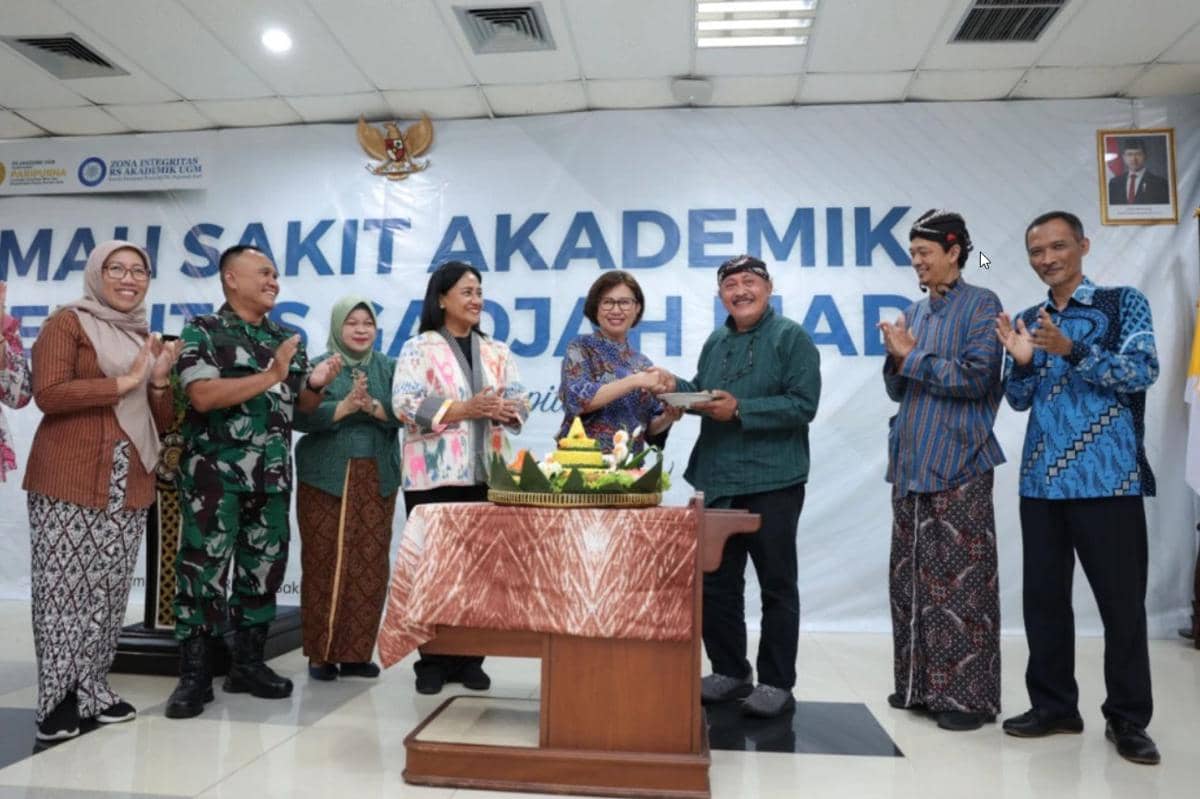 RSA UGM meresmikan kamar operasi jantung yang terintegrasi dengan ICU perioperatif bedah jantung.