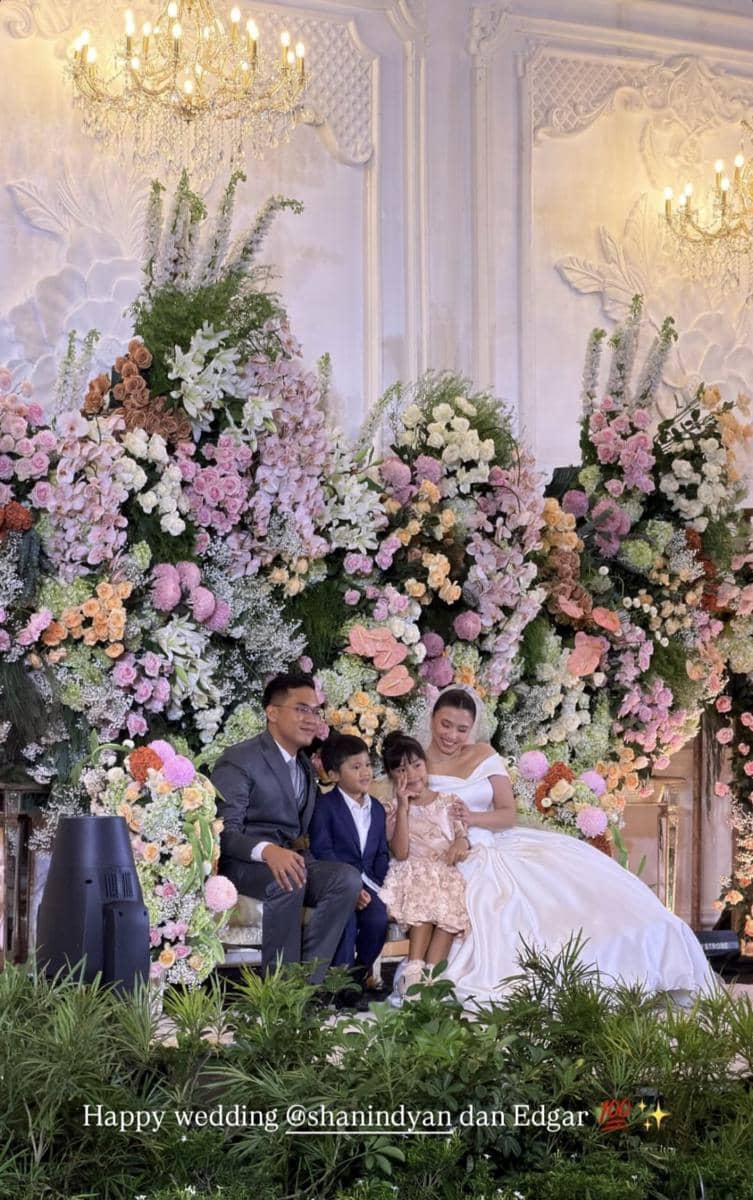 Pernikahan Edgar adik Raditya Dika