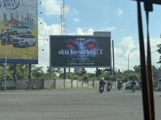 Videotron Iklan Film Aku Harus Mati di Surabaya Diturunkan