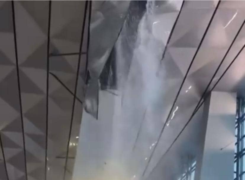 Hujan Deras, Atap Terminal 3 Bandara Soetta Jebol