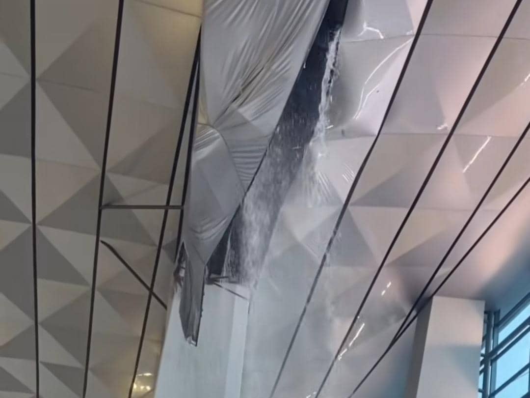 Hujan Lebat, Atap Terminal 3 Bandara Soekarno-Hatta Jebol