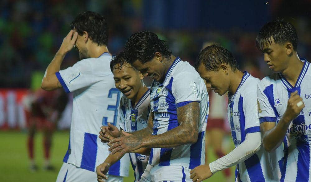 Persib Makin Kokoh di Puncak Klasemen, Siapkan Diri Jamu Bali United