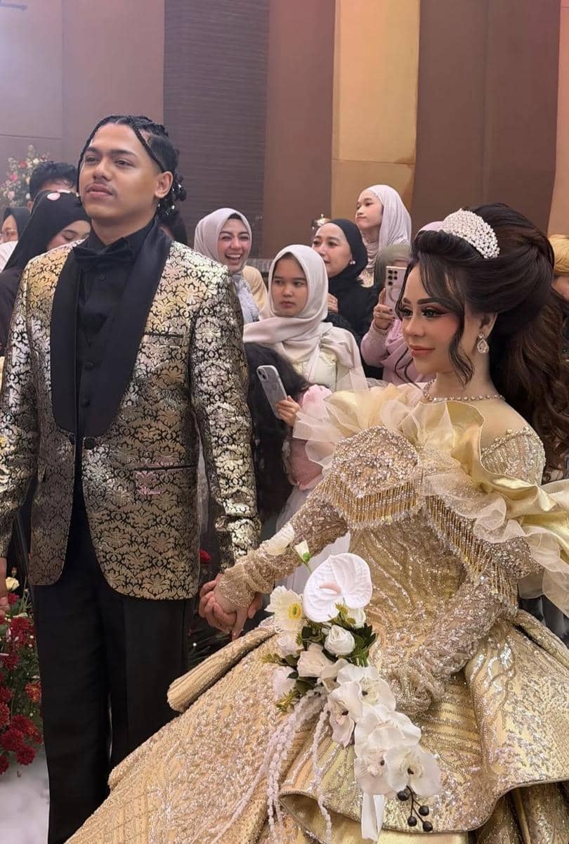 Resepsi pernikahan Cimoy Nuraini