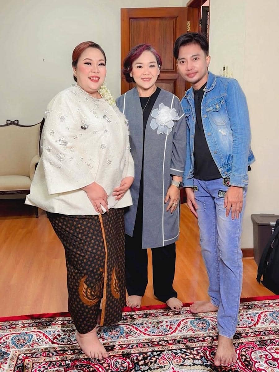 Inayah Wahid. (Instagram.com/by_yunus_bp_makeup)