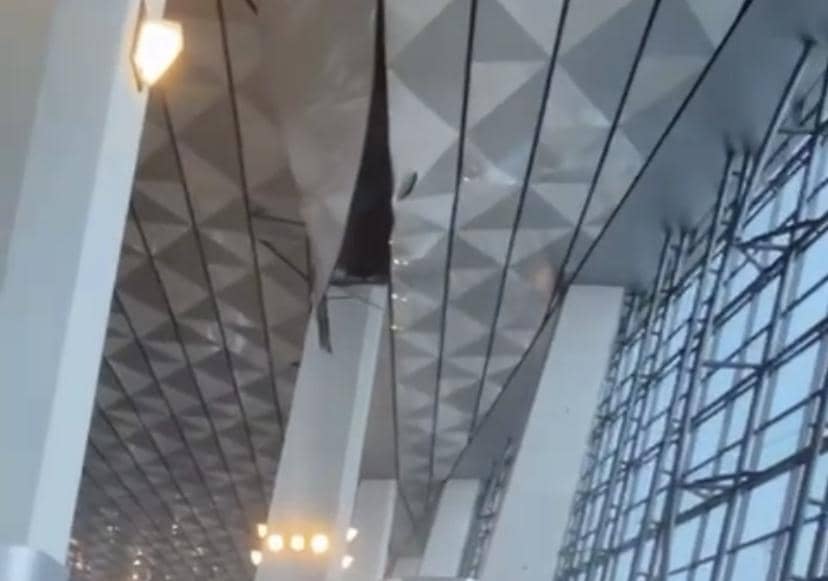 Hujan Deras, Atap Terminal 3 Bandara Soetta Jebol