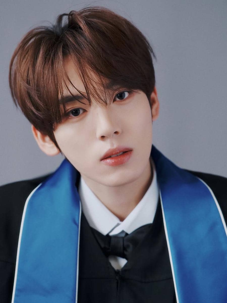 Potret Han Yujin, eks member ZEROBASEONE yang bakal debut dengan AND2BLE