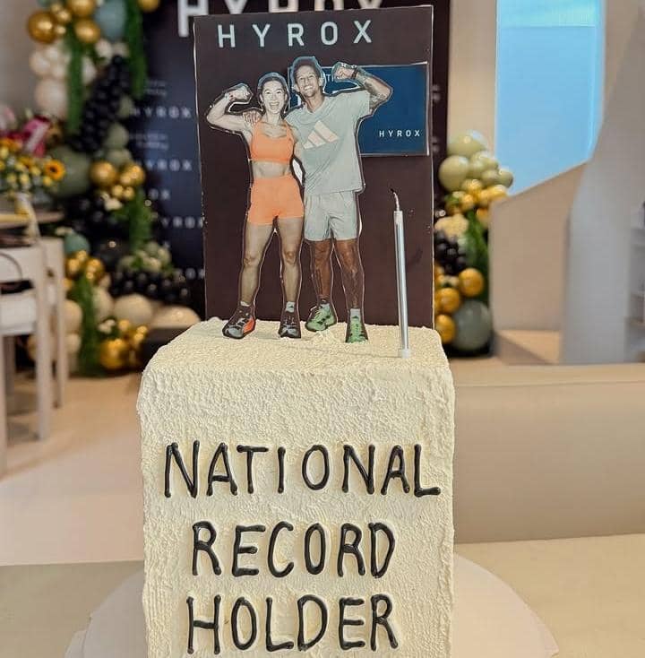 kejutan ultah-49 Jennifer Bachdim