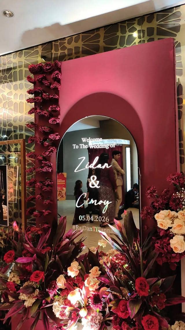 Resepsi Pernikahan Cimoy dan Zidan (instagram.com/cimoynuraini_wjy)