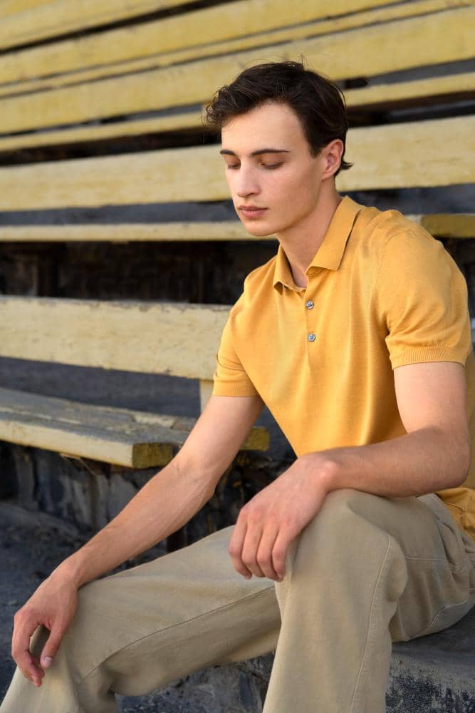 ilustrasi outfit polo shirt