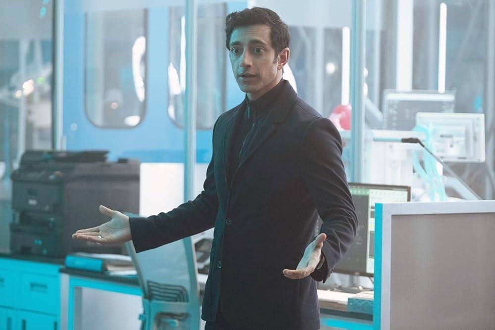 Riz Ahmed dalam film Venom