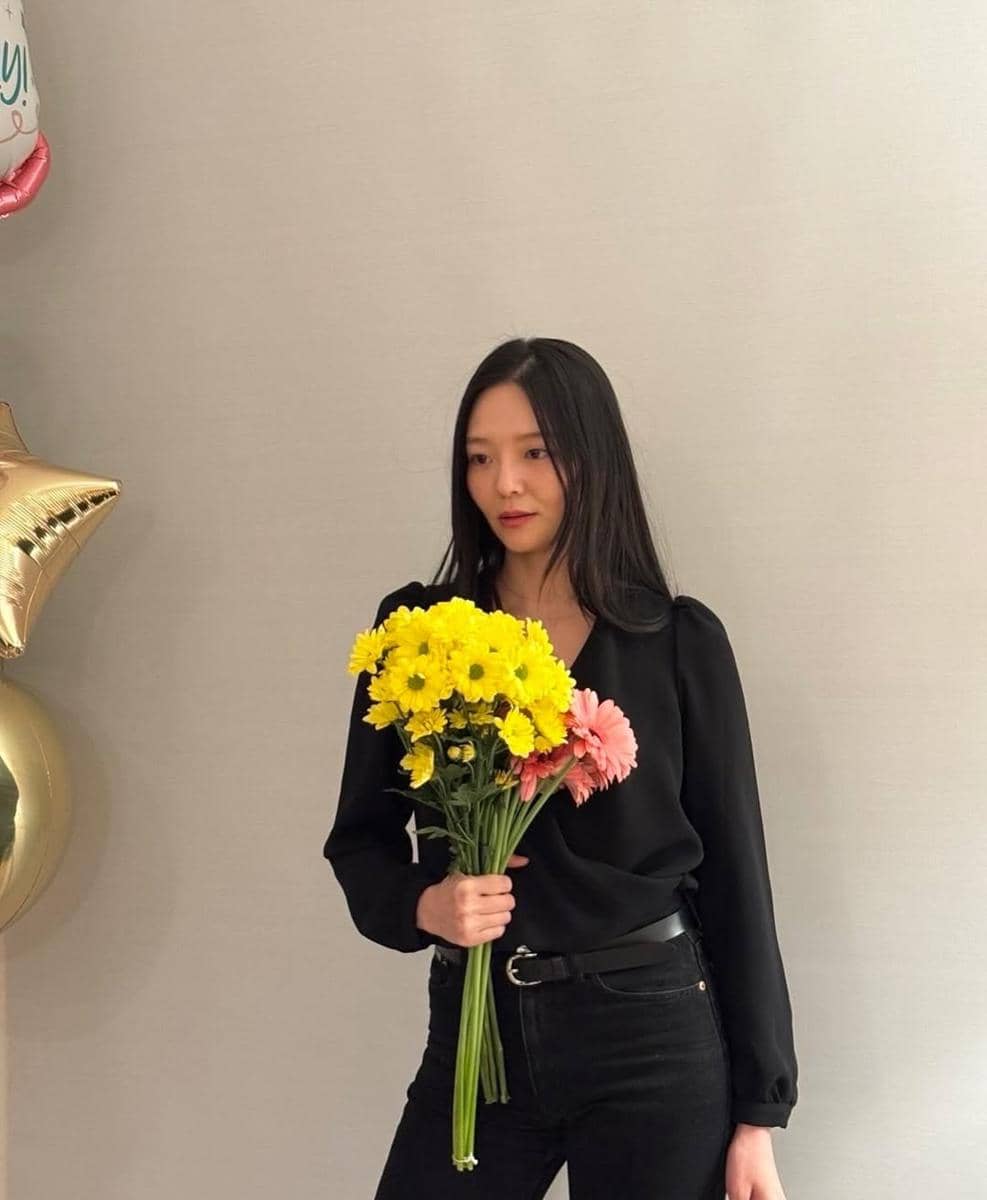 inspirasi OOTD ala Esom