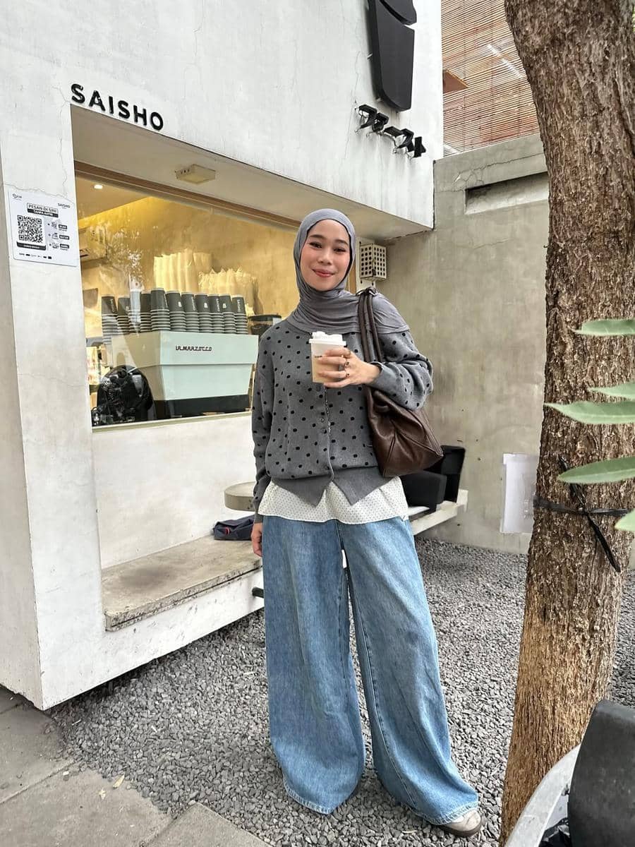 OOTD Blue Jeans ala Fitri Hasiani
