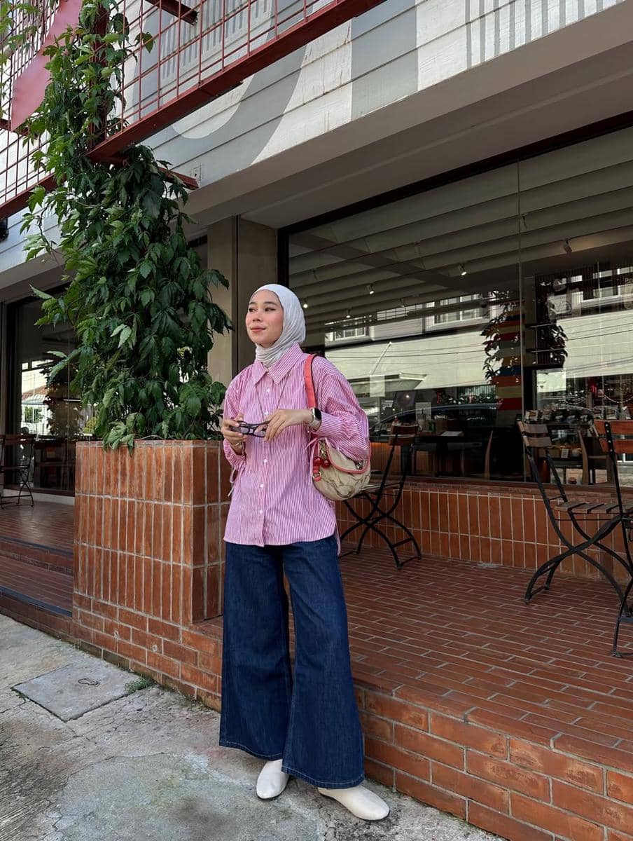 OOTD ke Kafe ala Fitri Hasiani