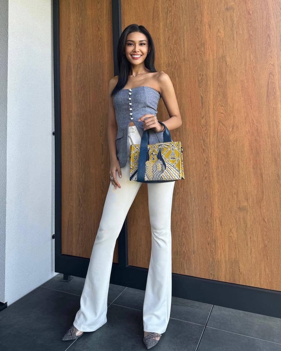 OOTD dengan flare jeans