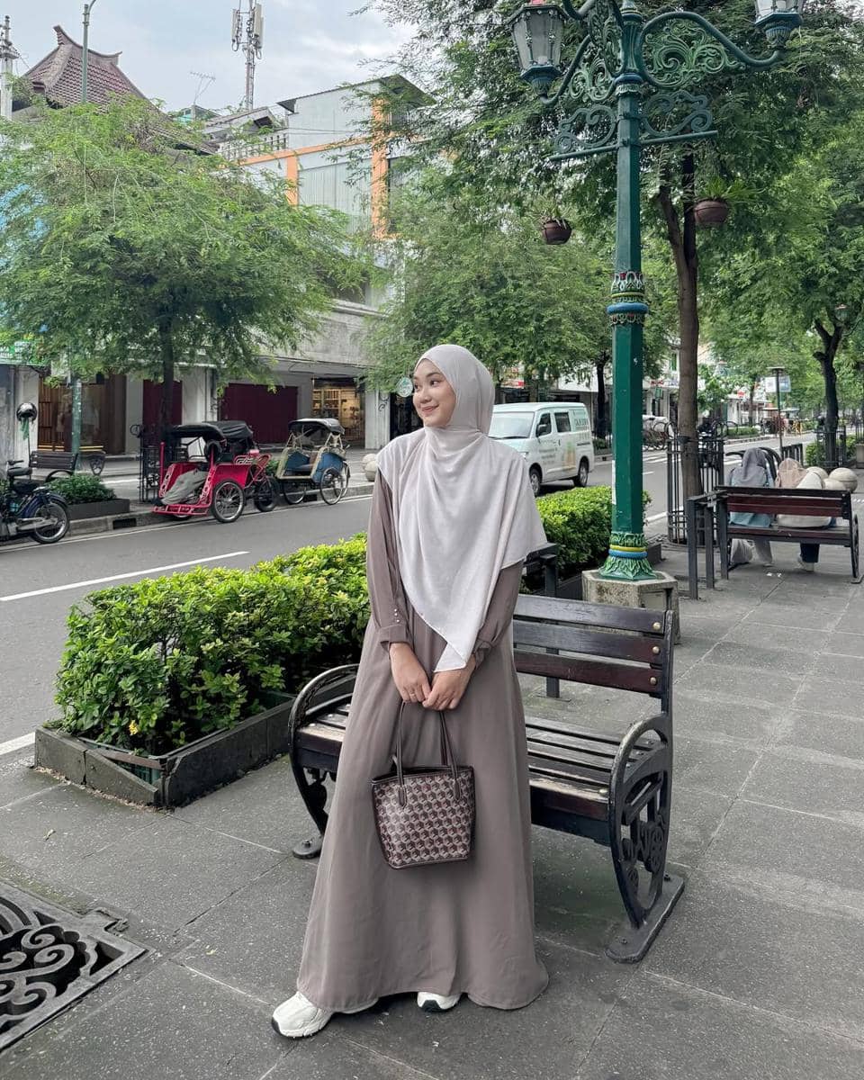 OOTD Dress Polos ala Nyimas Juniar