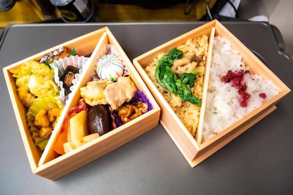 6 Jenis Ekiben Jepang, Bekal Makan di Kereta yang Unik dan Menarik