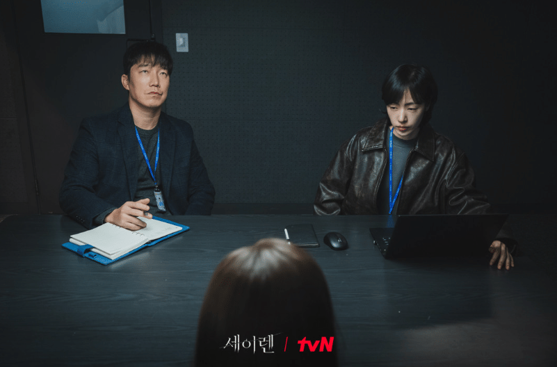 Hong Ki Joon dan Kong Seong Ha di drama Siren’s Kiss